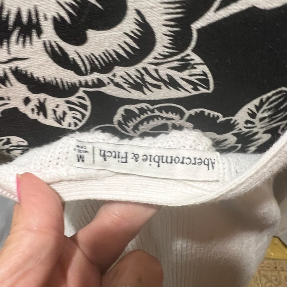 Abercrombie & Fitch Cream Ribbed Button Front Cami Tank Medium - Picture 4 of 5